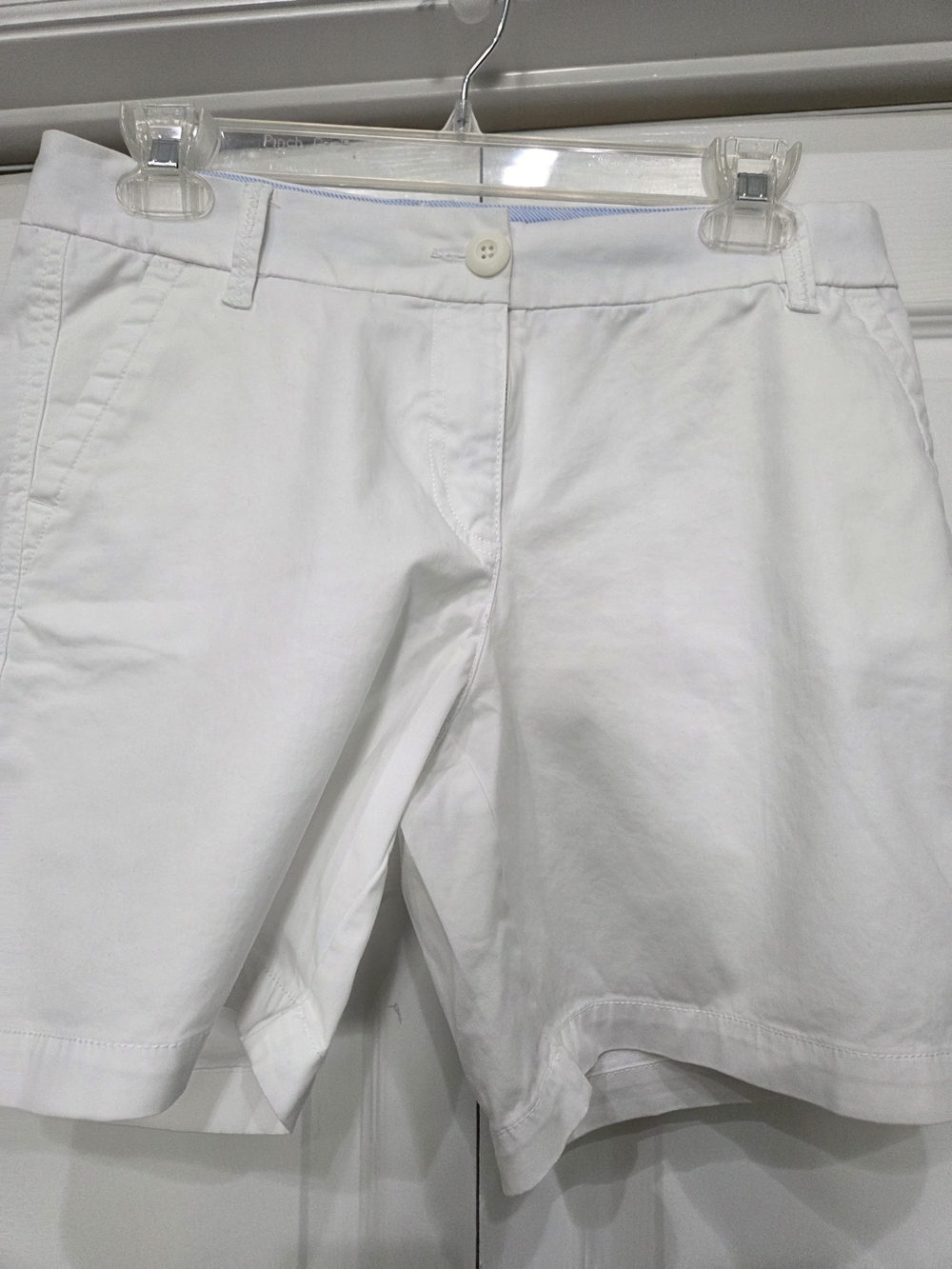 Crown & ivy White Women's Cotton Bermuda Shorts